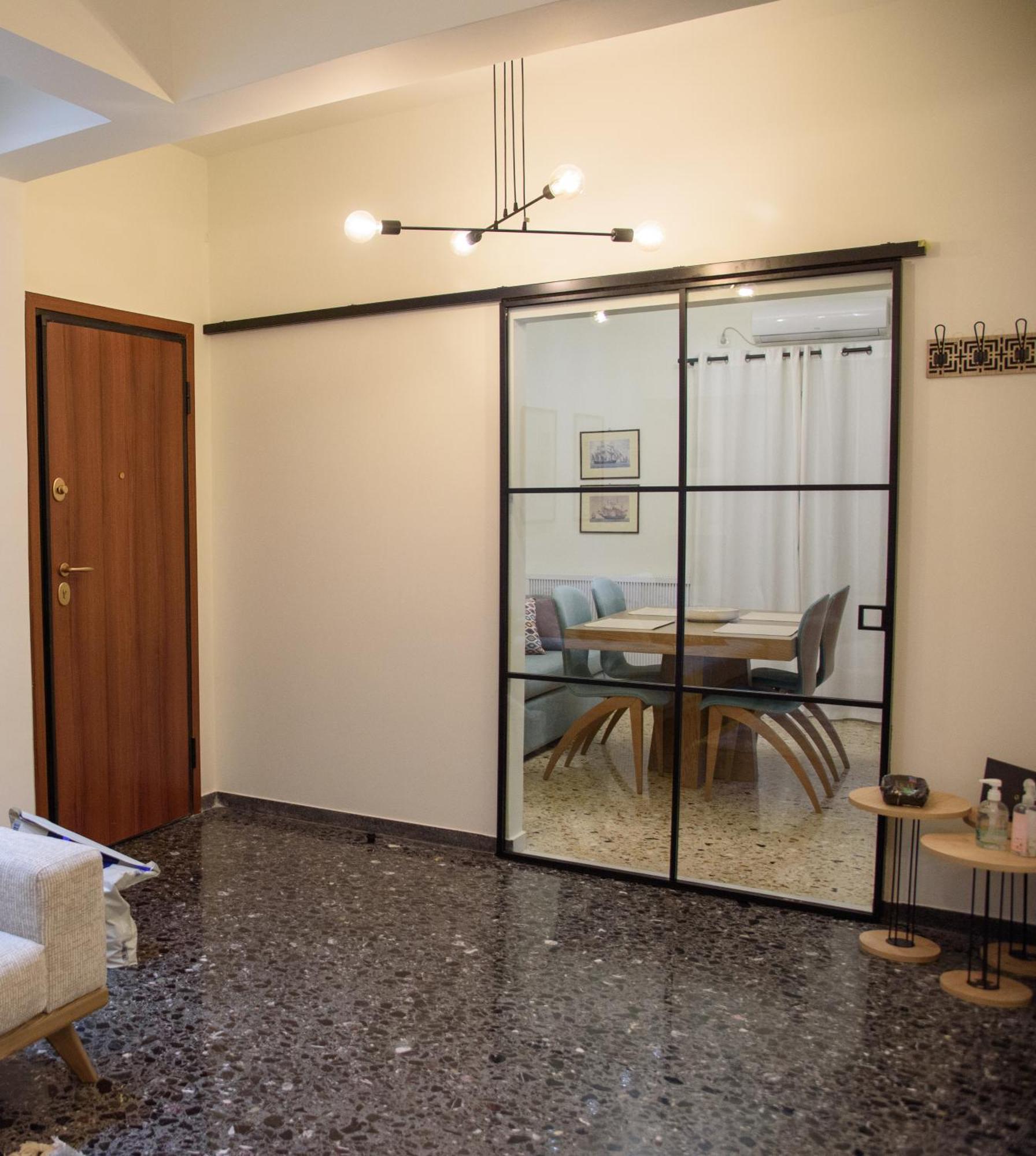 Annag And Zitahouse * Athens